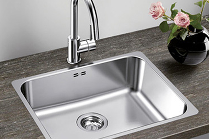 Why is it said that stainless steel sinks are definitely the future trend?